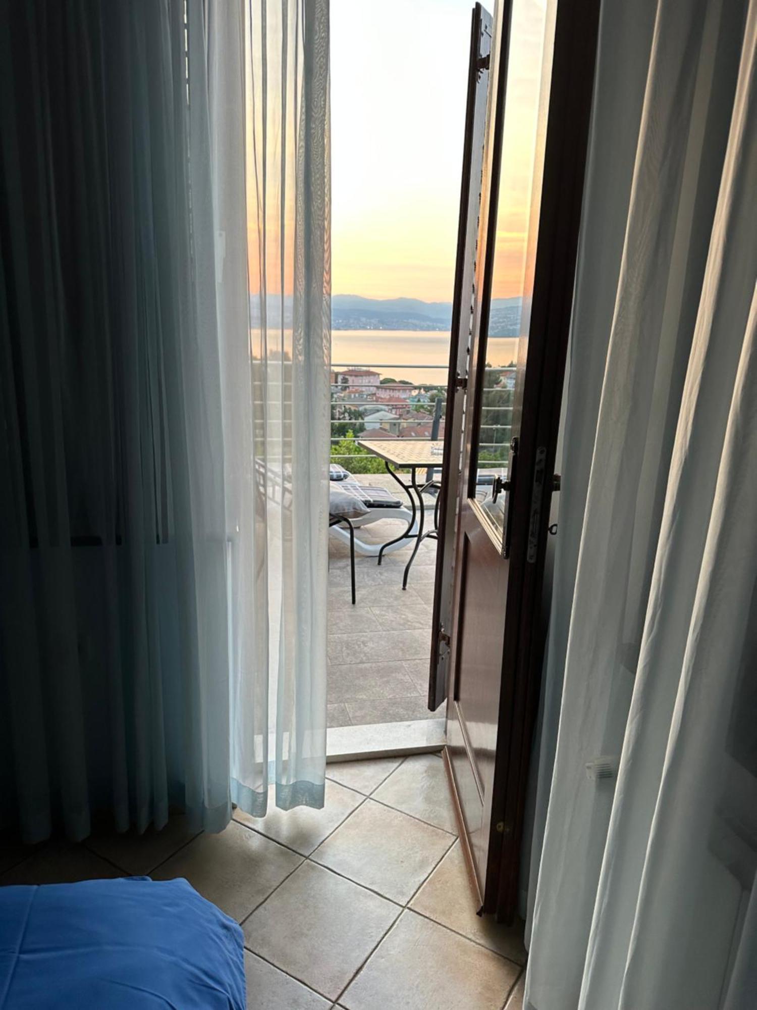 Vacation Home Lucija Slatina  Екстер'єр фото
