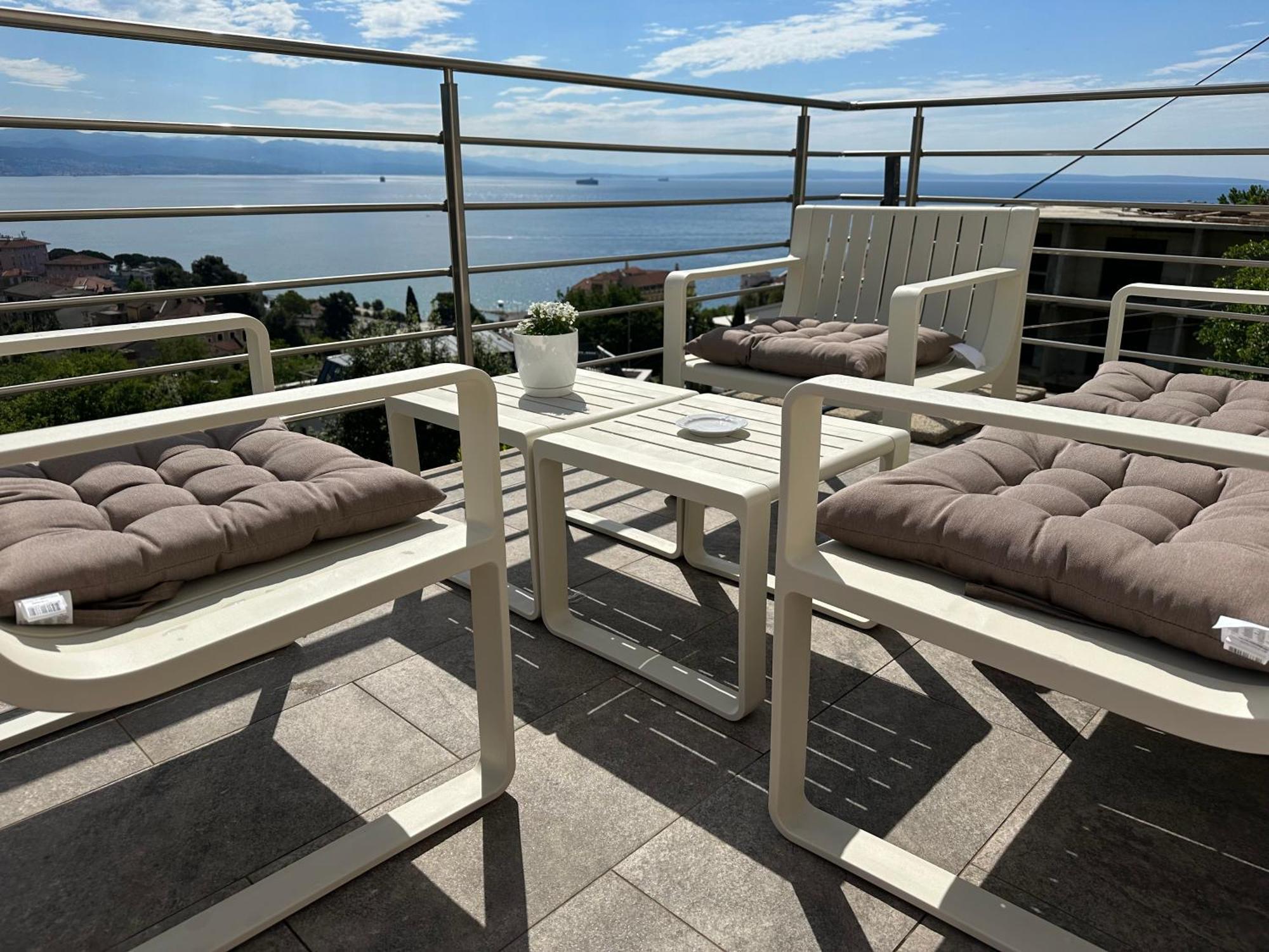 Vacation Home Lucija Slatina  Екстер'єр фото