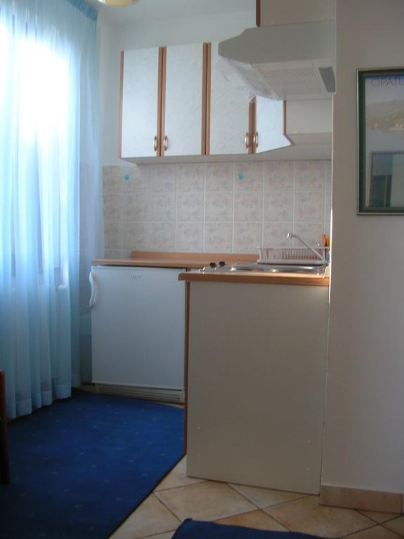 Vacation Home Lucija Slatina  Екстер'єр фото
