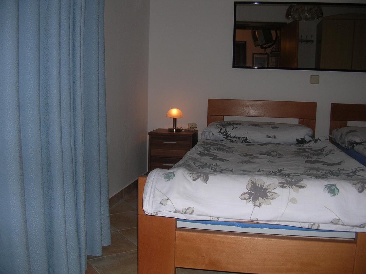 Vacation Home Lucija Slatina  Екстер'єр фото